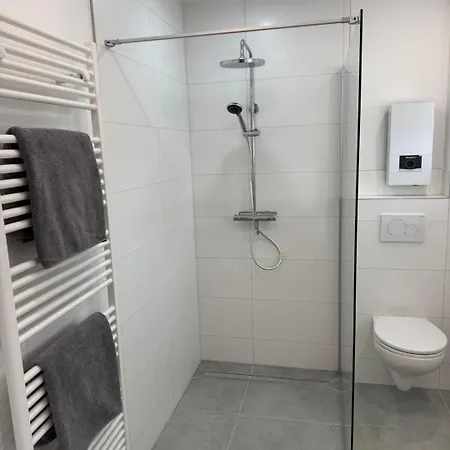 Kleines Schwalbennest Apartmán *